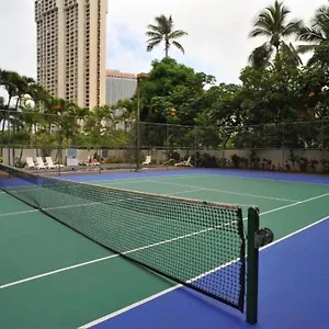 2* Hotel Marina Tower Waikiki