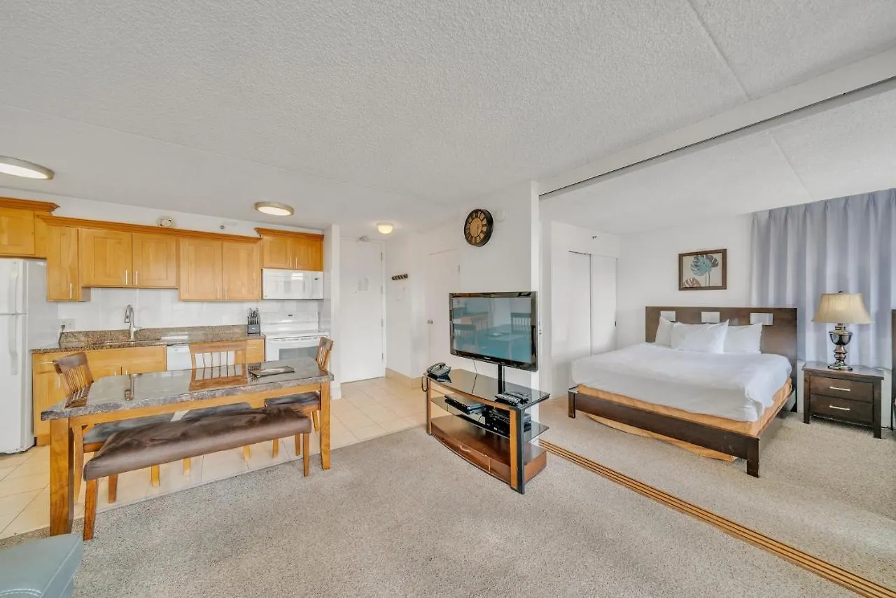 Waikiki Banyan Condo - Views Of Diamond Head & Nearby Beaches! Condo Honolulu Apartament
